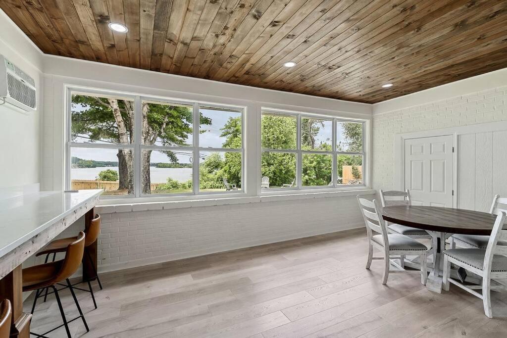 Lake Home, Dock, Fire Pit, Hot Tub, Game Room, Etc Winchester Buitenkant foto